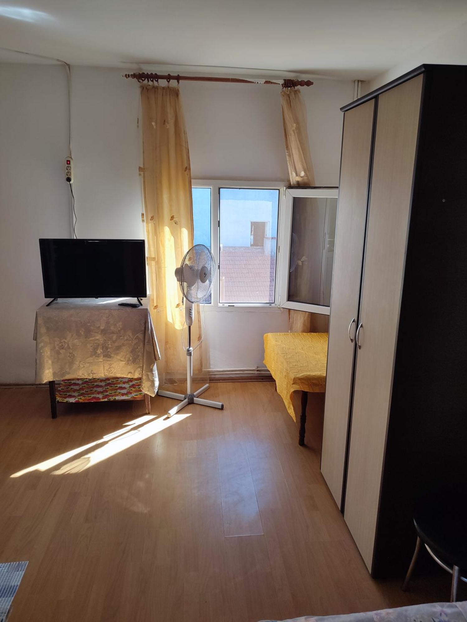 Hostel Emy Camere Cu Baie Proprie Aproape De Plaja 3 Papuci Köstence Dış mekan fotoğraf